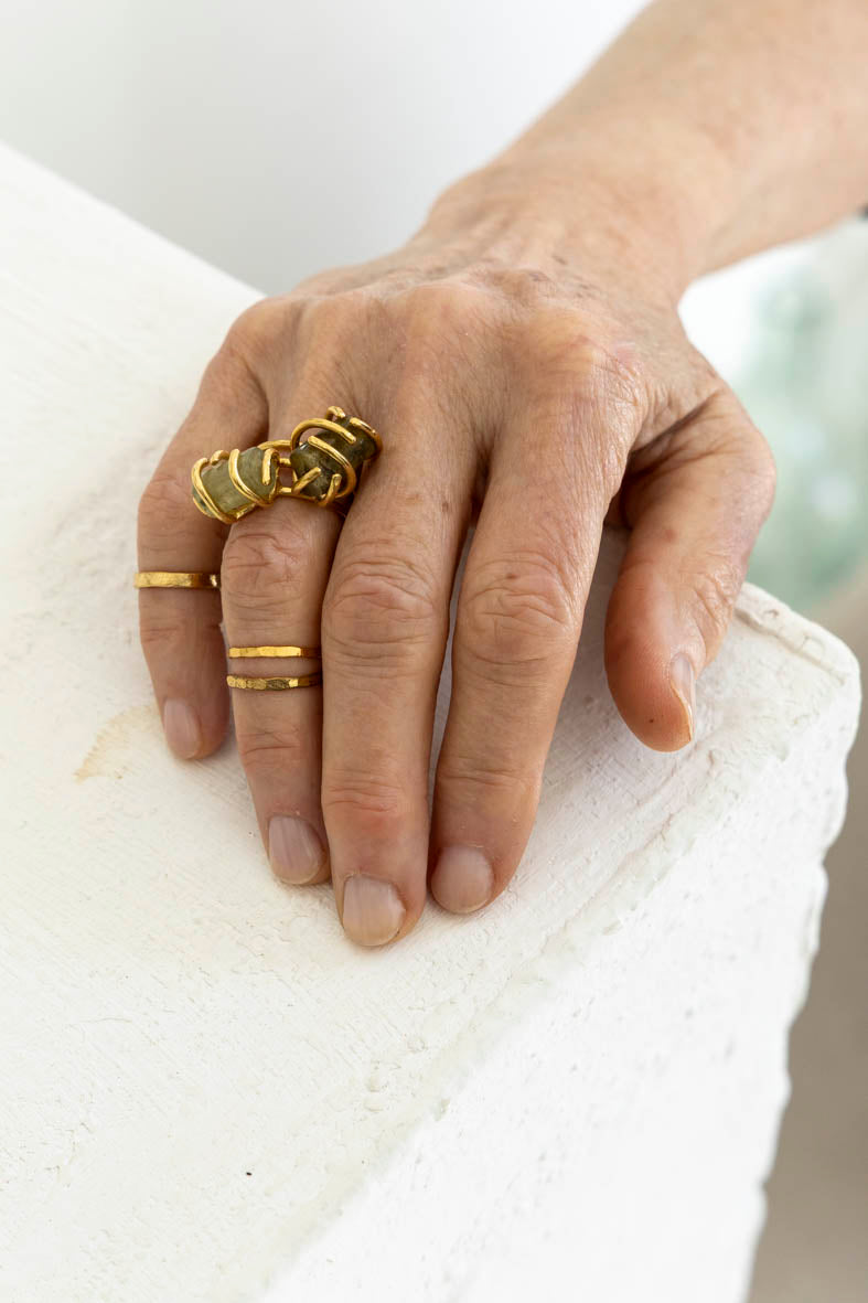 bague grenat vert  griffe